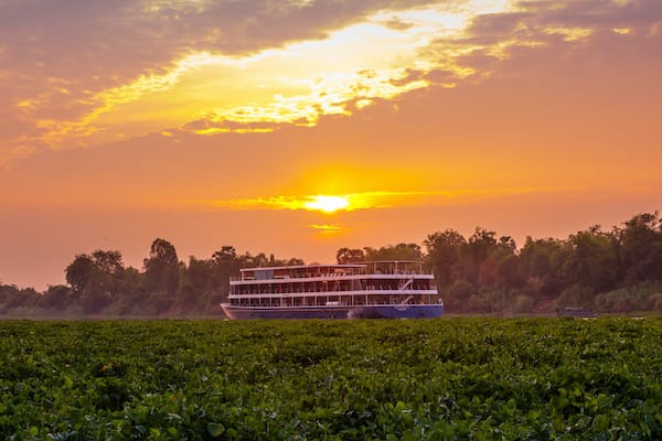 Indochine ll's Mekong Delta to the Temples of Angkor - Day 4 - Sunset