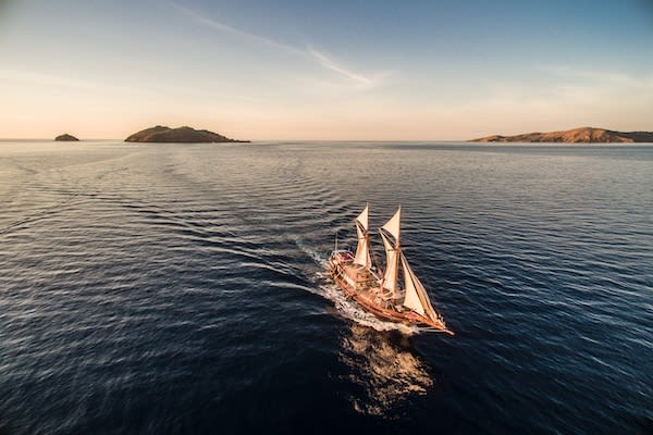 Carpe Diem's 8-Day Komodo: Bima to Labuan Bajo - Day 8 - Sailing