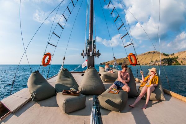 Nataraja's 6-Day Komodo Islands - Day 1 - Sundeck