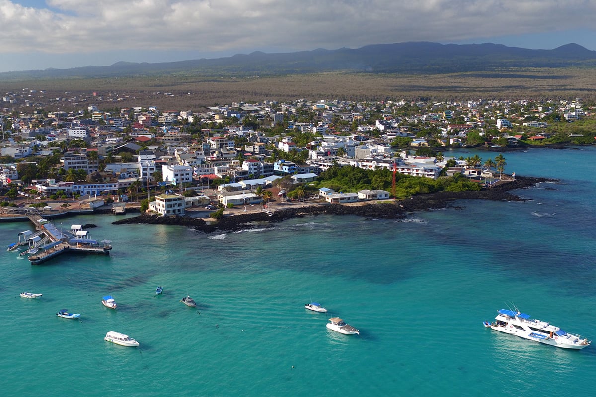 Aqua Mare - West & East Galapagos