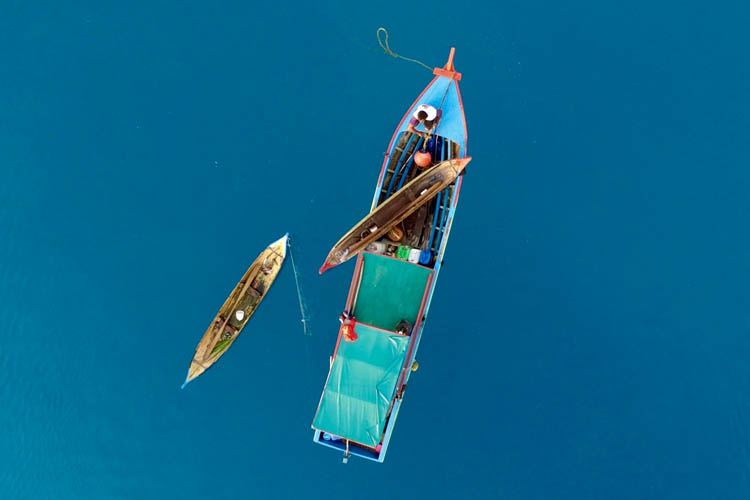 Bawah Reserve - Custom Reserve Program fishing boat