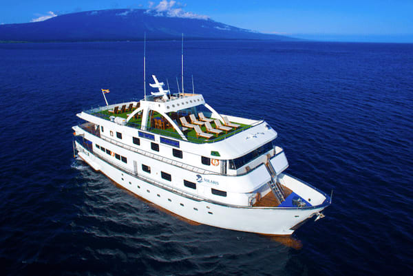 Solaris Galapagos Yacht sailing,