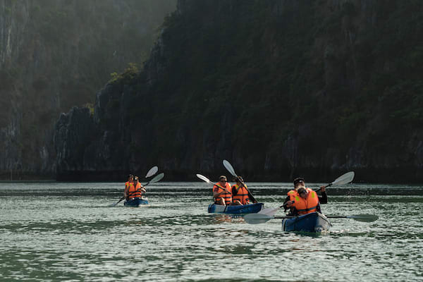 The Au Co Cruise's 3D2N Discovery of the Gulf of Tonkin - Day 1 - Kayaking at Ho Ba Ham