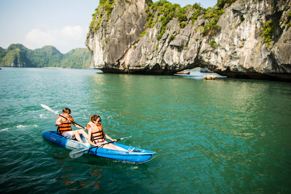 Bhaya Legend I's 3-Day Discovery of Halong Bay - Day 3 - Kayaking