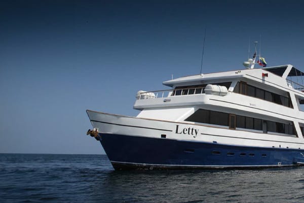 Letty Yacht - South & Central Islands