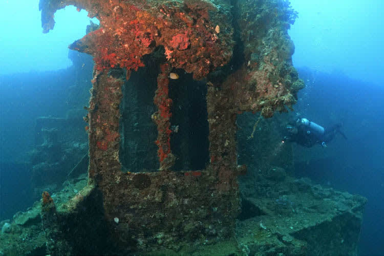 Calico Jack - Cendrawasih Bay : Manokwari - Nabire - Day 2