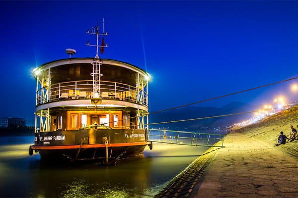 Hanoi Pandaw - Halong Bay & Red River : Viet Tri - Halong Bay - Day 7