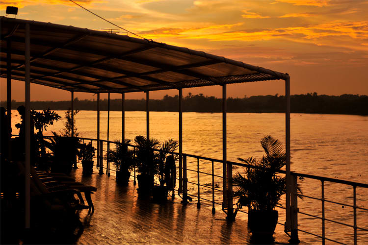 Tonle Pandaw - Phnom Penh - Siem Reap - Day 1