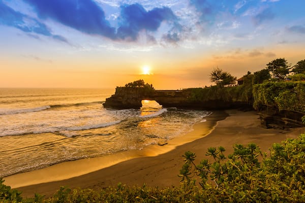 Rebel - Ring Of Fire: Sumbawa - Komodo - Day 1