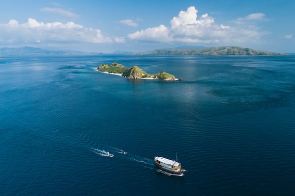 Rebel - Ring Of Fire: Sumbawa - Komodo - Day 3