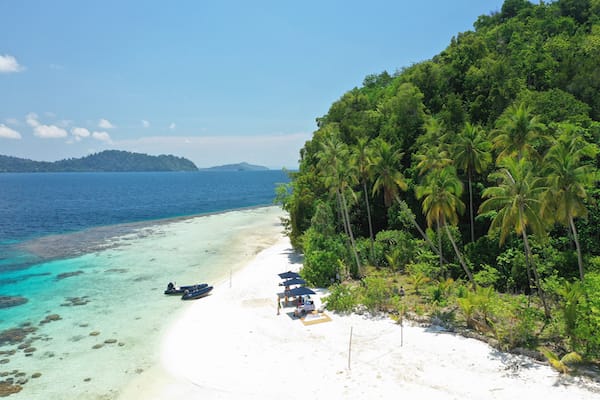 Rebel - Ring Of Fire: Sumbawa - Komodo - Day 5