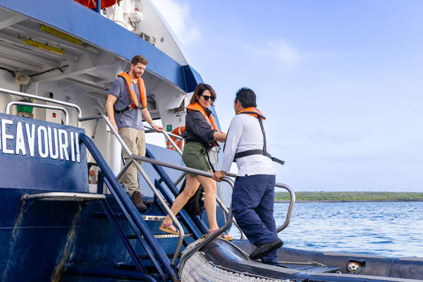 Endeavour II - Galapagos Eastern Islands