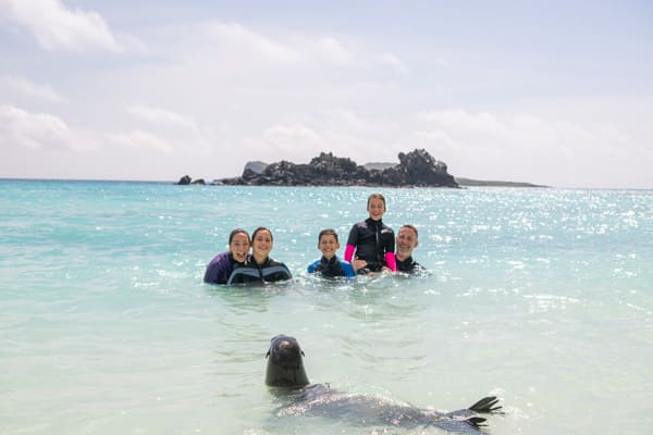 Endeavour II - Galapagos Western Islands
