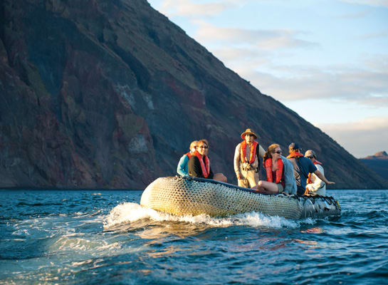 Endeavour II - Galapagos Western Islands