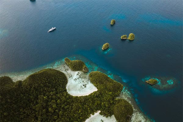 Aqua Blu - North to South Raja Ampat - Day 5