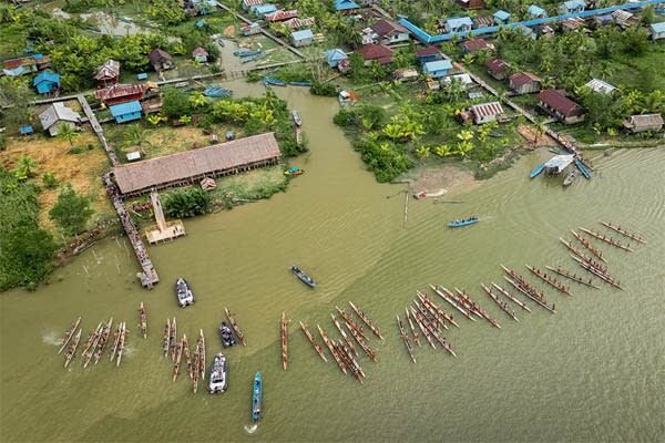 Aqua Blu - Spice islands & Asmat Tribes - Day 5