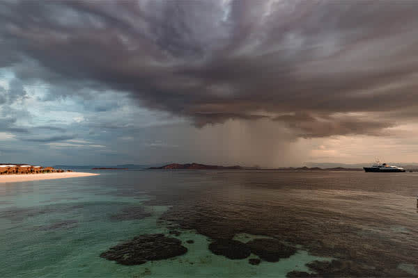 Aqua Blu - Spice Islands & Forgotten Islands Expedition: Ambon-Labuan Bajo - Day 8