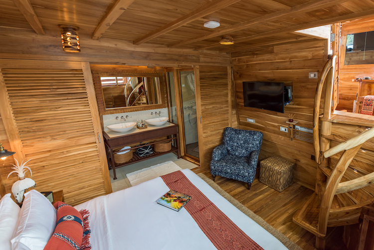 Sequoia's Island Suite