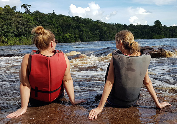Lo Peix 7-Day Cruise Itinerary Day Two - Relaxing in the river.