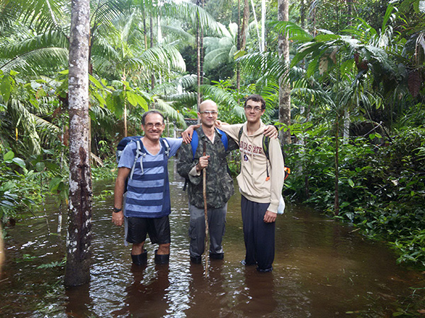 Lo Peix 5-Day Madada Caves Cruise Itinerary Day Five - Guided Jungle Walk.