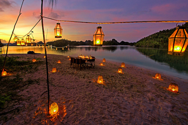 Sequoia's 5-Day Komodo Islands - Day Three - Private Dinner On The Beach