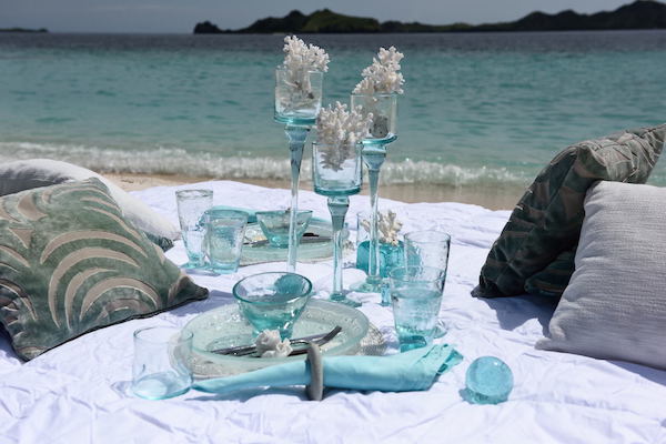 Alexa's 11-Day Maumere to Ambon via Alor & The Banda Islands - Day Five - Honeymoon Picnic