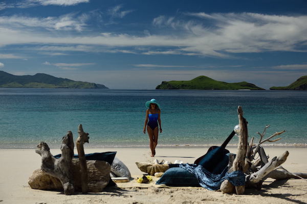 Alexa's 13-Day Raja Ampat (Kaimana to Sorong) - Day Eleven - Honeymoon Picnic on The Beach