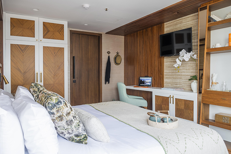 Kontiki's Veranda Luxury Stateroom.
