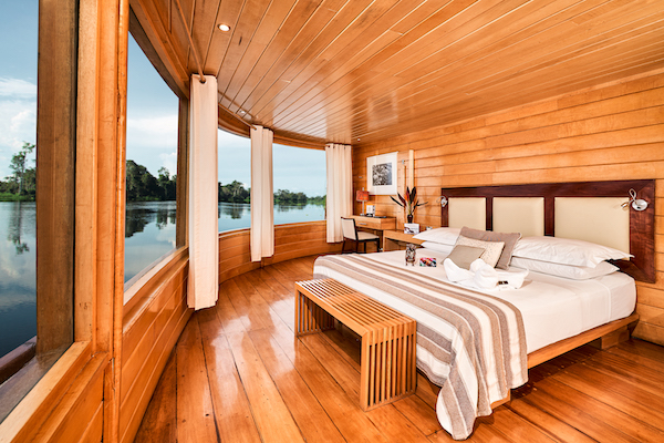 Delfin II's Master Suite.