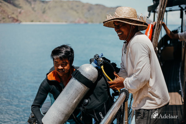 Adelaar's 12-Day Alor & The Forgotten Island: Saumlaki to Maumere - Day Seven - Prepare Tanks for Diving