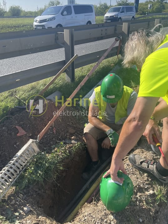 Realizácia firmy Harinel s. r. o. - Lokalizácia káblových porúch, trasovanie káblov, vyhľadávanie trasy káblov – Elektrikári – Bytča