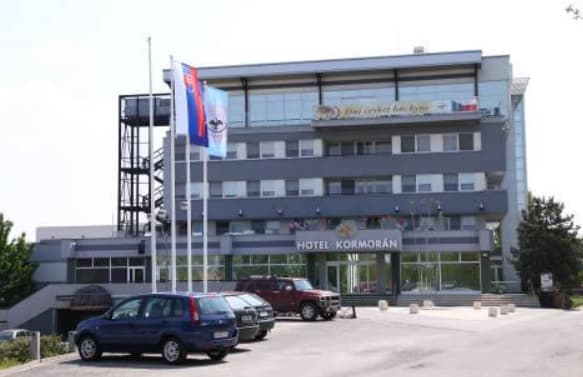 Realizácia firmy Fasádne štúdio KRNÁČ - Drevorez Bratislava – Fasády a zateplenie domov – Bratislava