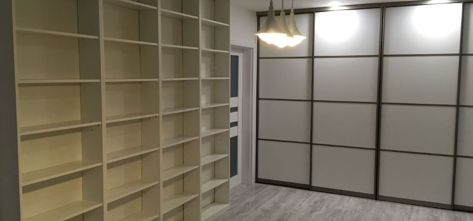 Realizácia firmy vstavanaskrina.net – Nábytok na mieru a montáž nábytku – Bratislava