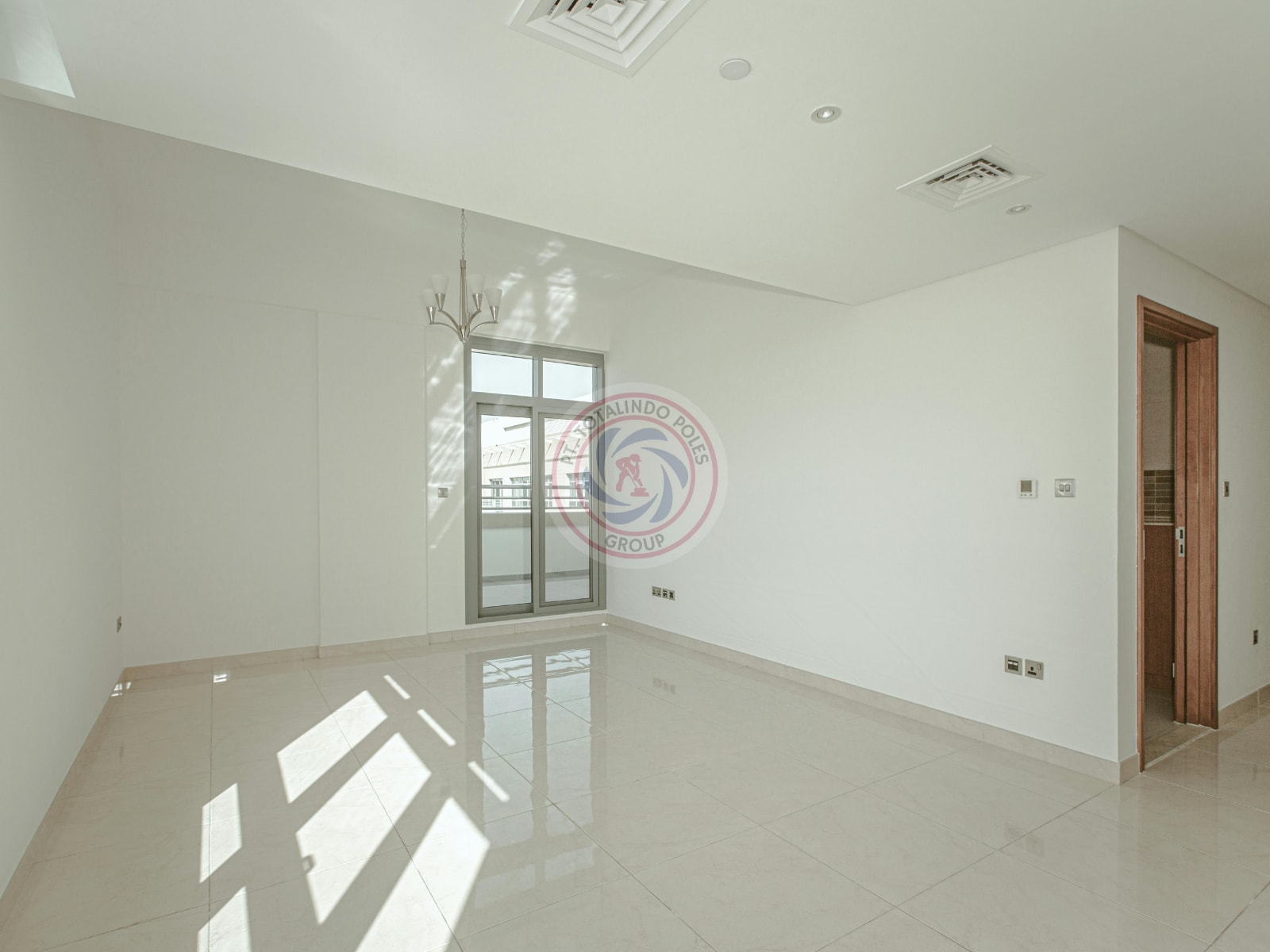 Hasil Poles Granite Tile Kusam Bernoda Jadi Kinclong - Totalindo Poles Group