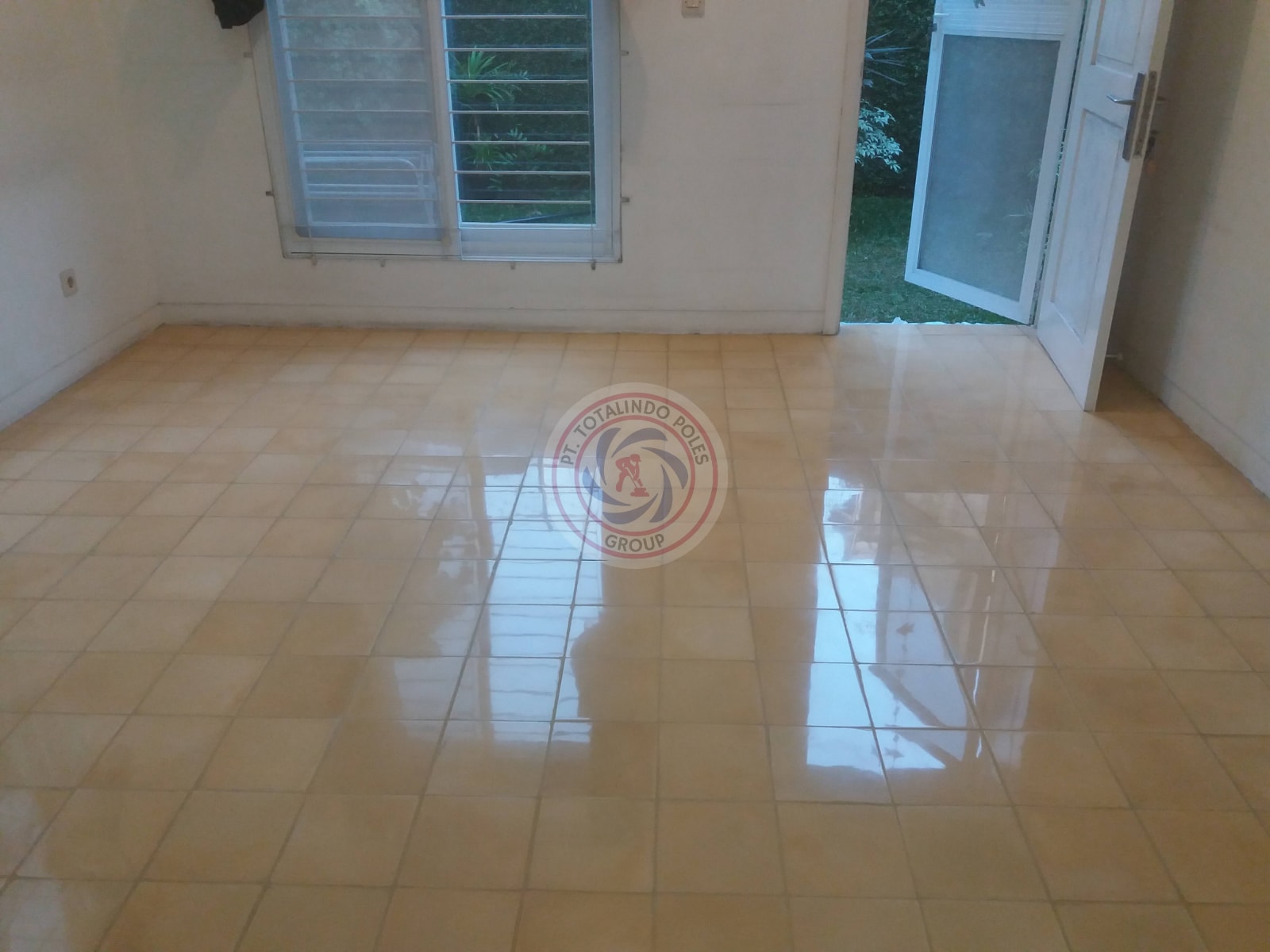 Jasa Poles Tegel daerah Cakung Jakarta Utara - Totalindo Poles Group