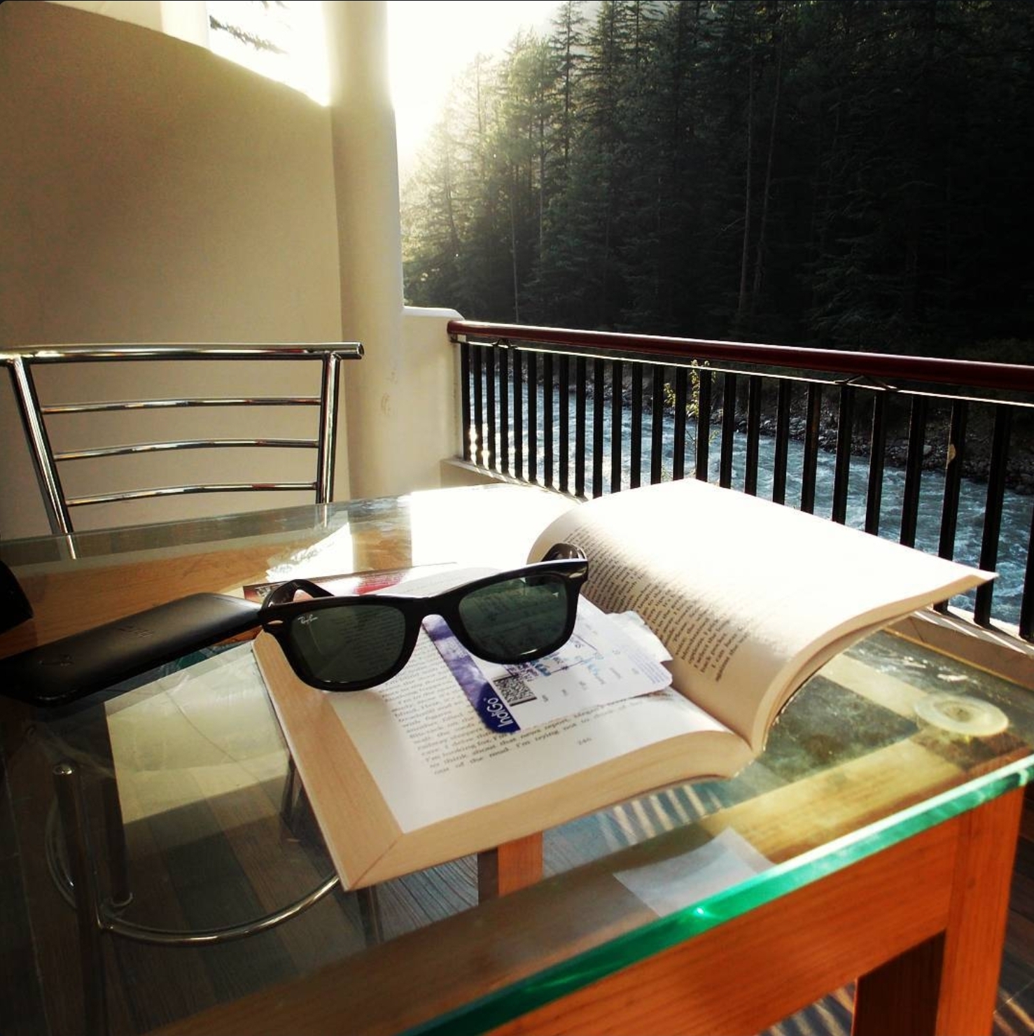 Riverside hotel, Kasol