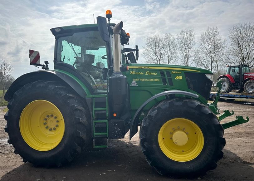 John Deere 6250R Tractor - Image 2