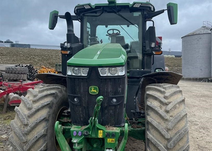 John Deere 7R 330 Tractor - Image 4