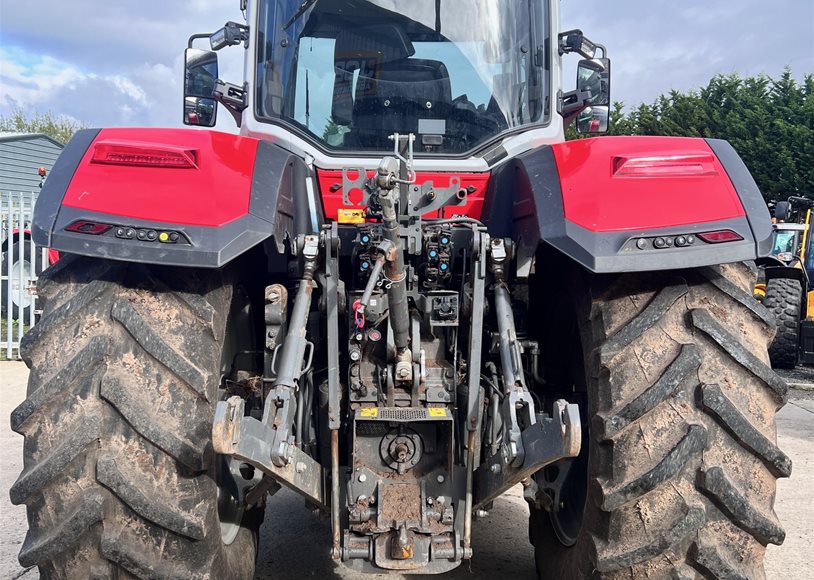 Massey Ferguson 8S.265EXDV Tractor - Image 9