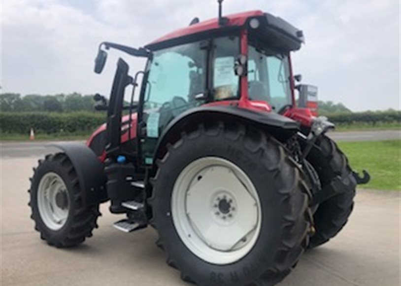 Valtra G115A Tractor - Image 5