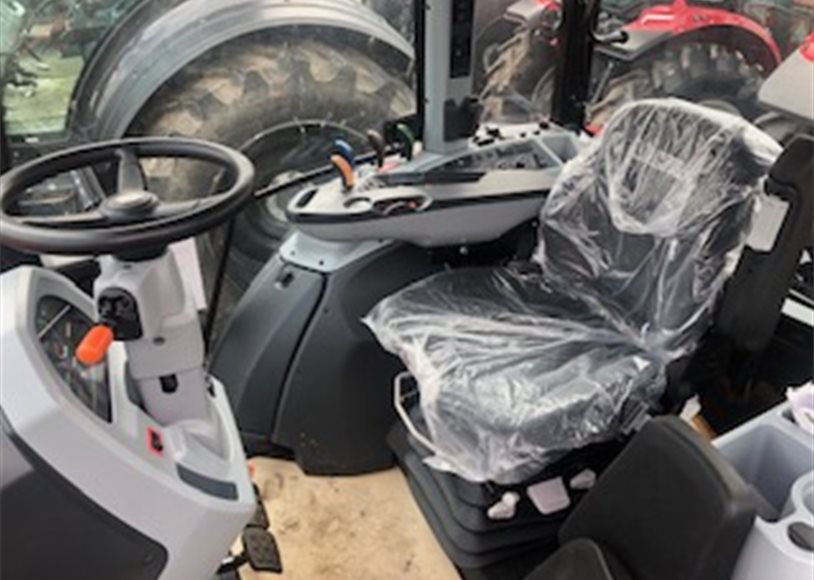 Valtra G115A Tractor - Image 7