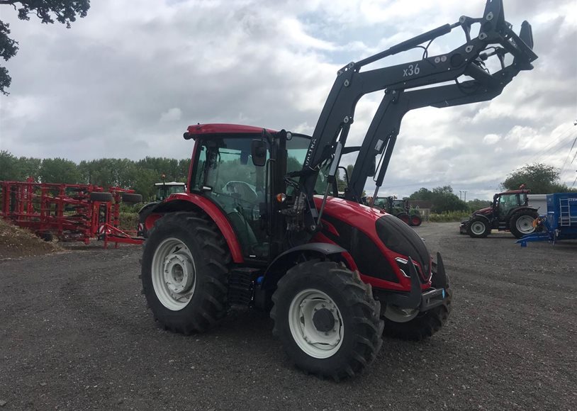 Valtra A85SH Tractor - Image 2