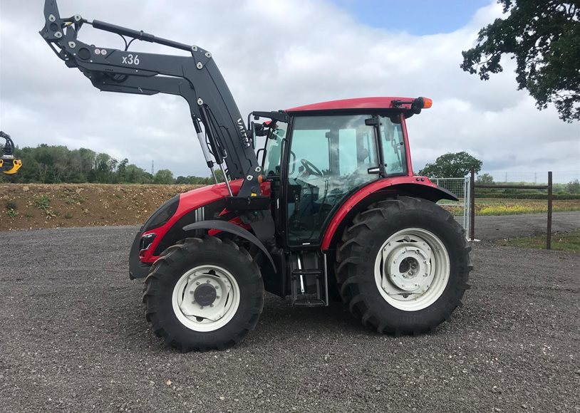 Valtra A85SH Tractor - Image 5