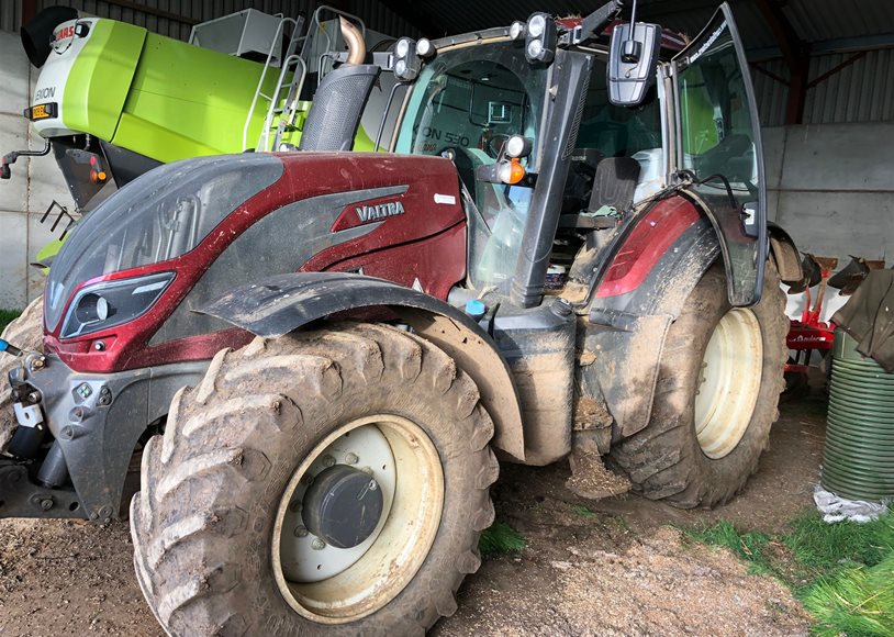 Valtra T174EA Tractor - Image 3