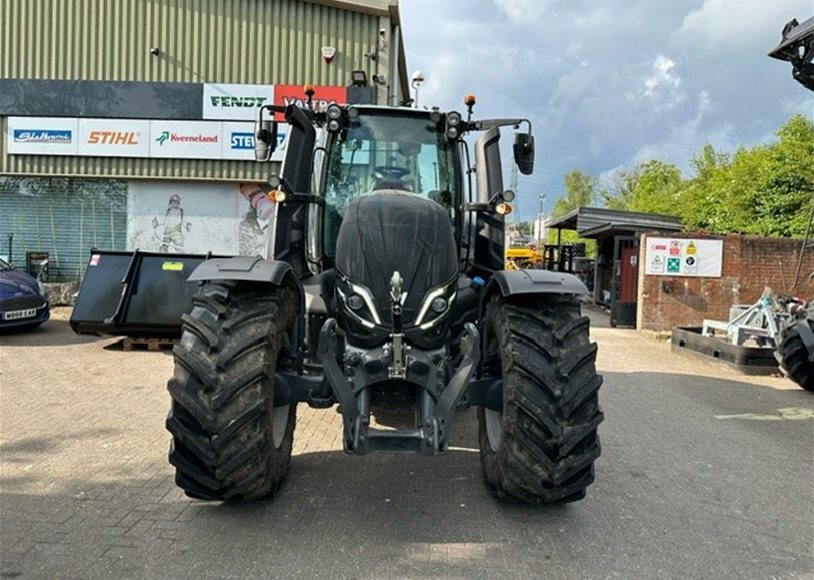 Valtra T175EA Tractor - Image 4