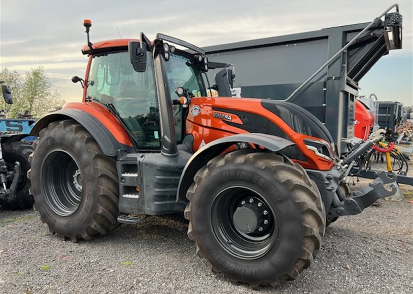 Valtra T175EV Tractor - Image 2