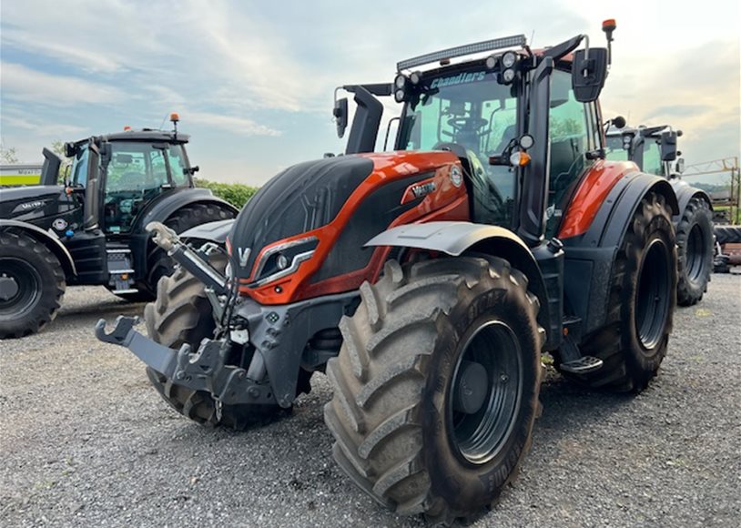 Valtra T175EV Tractor - Image 3