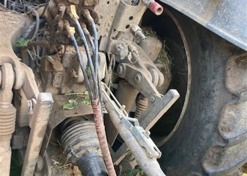 Valtra T235V Tractor - Image 7