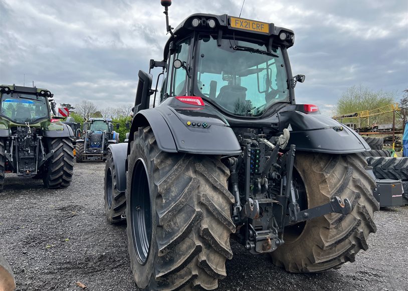 Valtra T254V ST Tractor - Image 5