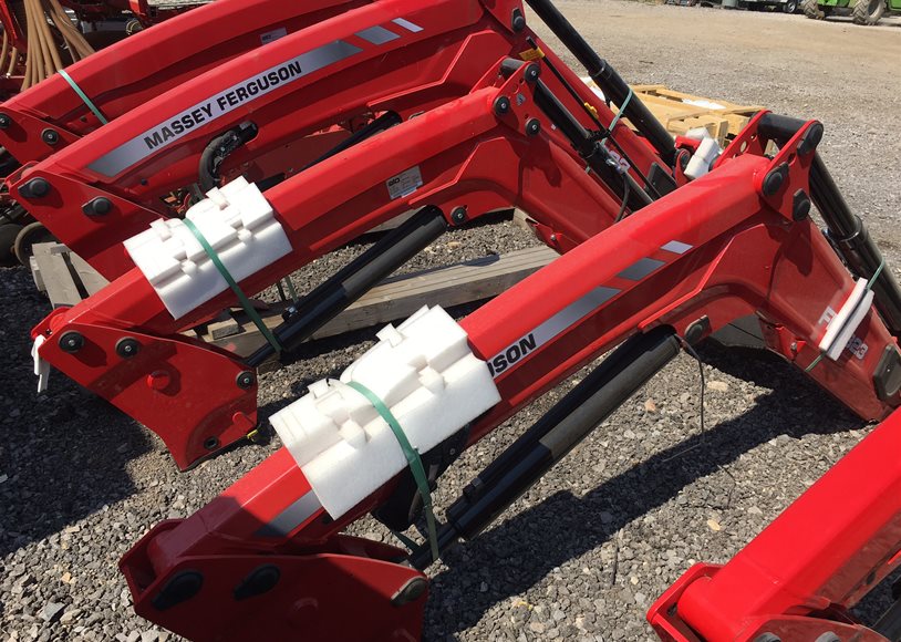 Alo FL.3823 Loader - Image 4